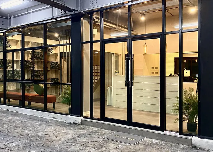 44 Rama 3 酒店